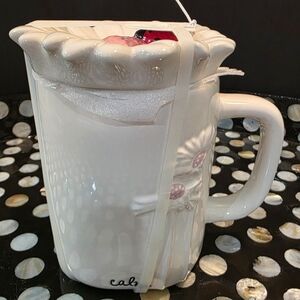 🐞 Rae Dunn “CALM” Mug with Flower Lid – Brand New w/ Tags.